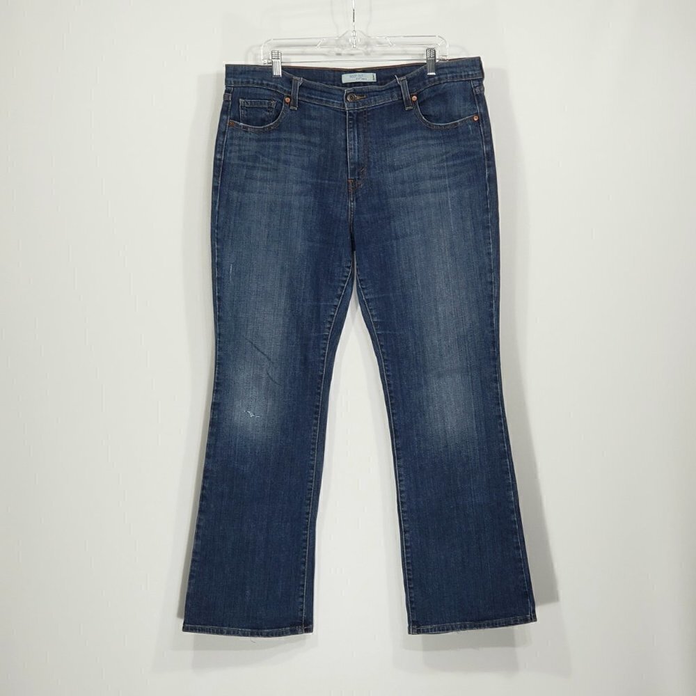 Levis 515 Boot Cut Jeans Women's Size 16M Lightly distressed NWOT
